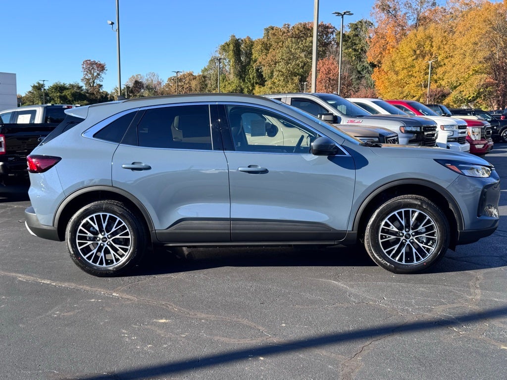 2026 Ford Escape Plug-In Hybrid Base