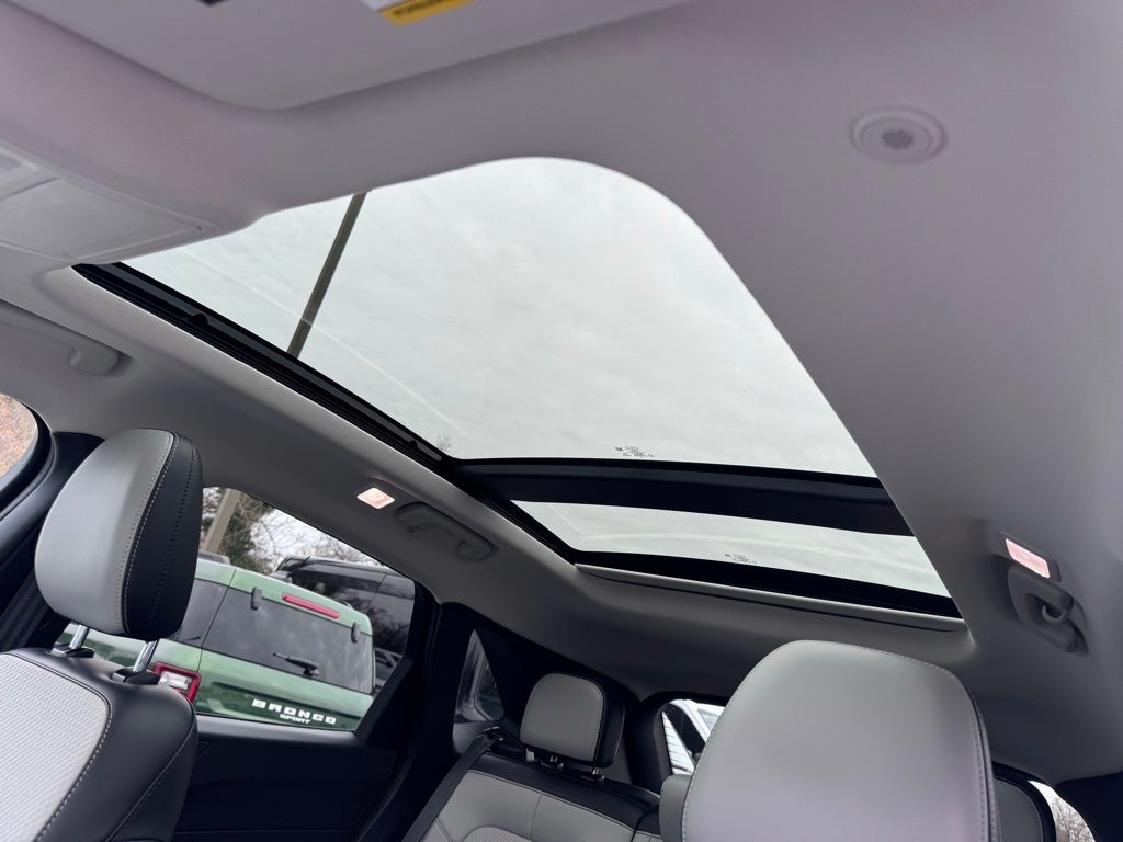 2024 Ford Escape Plug-In Hybrid Base