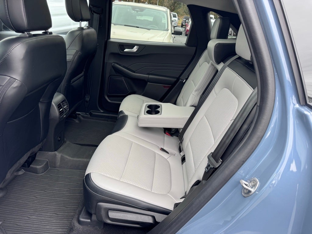 2024 Ford Escape Plug-In Hybrid Base