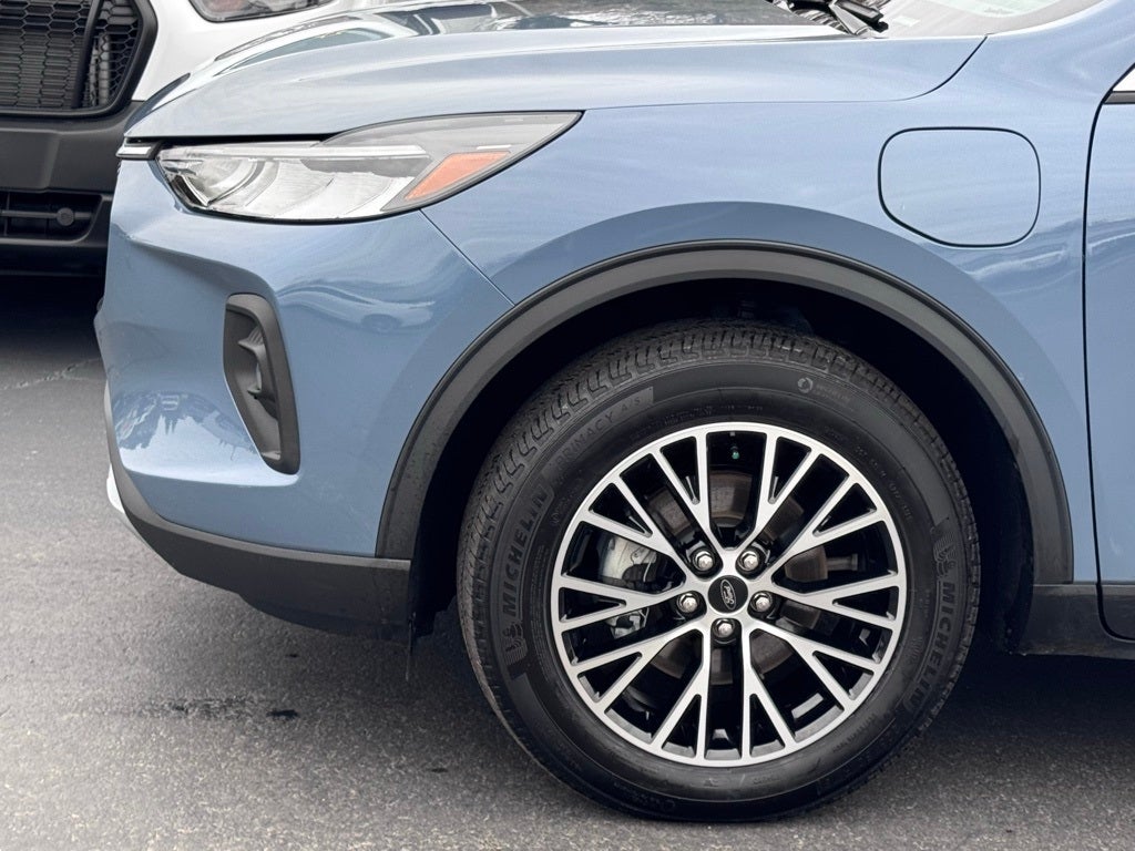 2024 Ford Escape Plug-In Hybrid Base