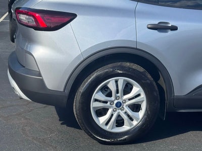 2024 Ford Escape Base