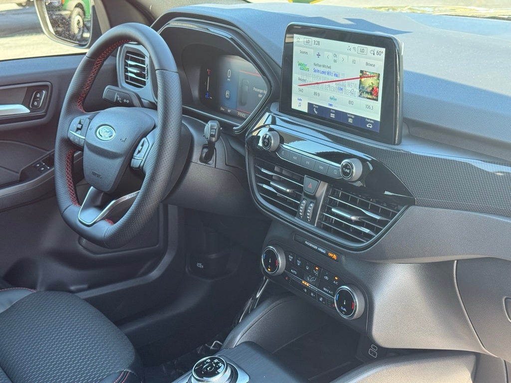 2025 Ford Escape Hybrid ST-Line