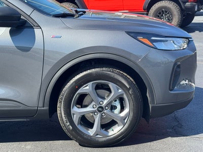 2025 Ford Escape Hybrid ST-Line