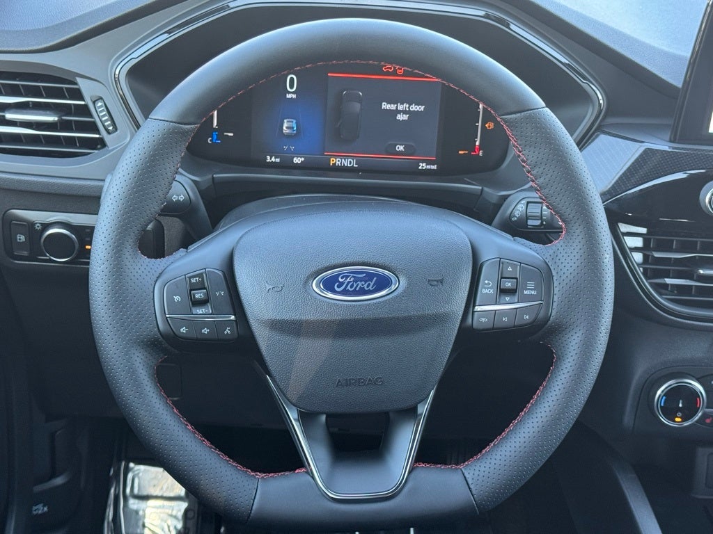 2025 Ford Escape Hybrid ST-Line