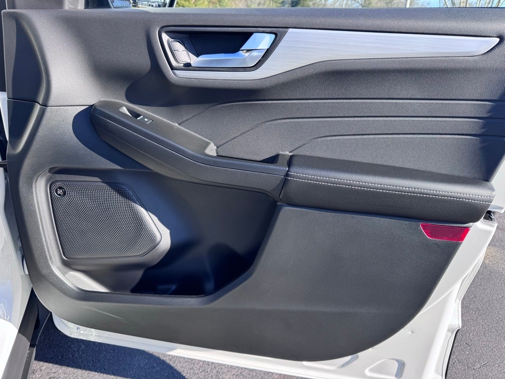 2026 Ford Escape Hybrid Platinum