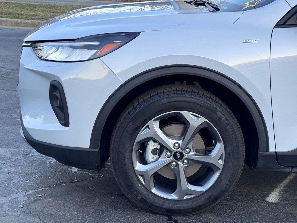 2025 Ford Escape ST-Line Select