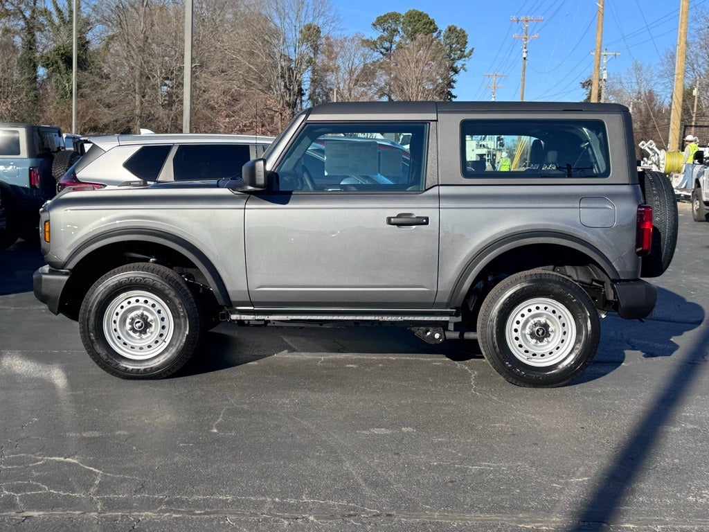 2025 Ford Bronco Base