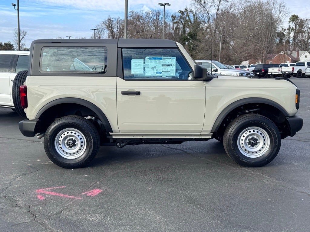 2025 Ford Bronco Base