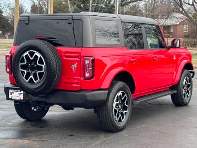 2022 Ford Bronco Outer Banks