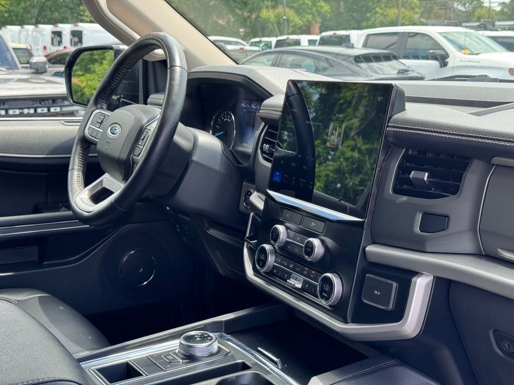 2024 Ford Expedition Max XLT