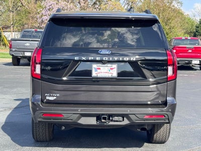 2025 Ford Expedition Active