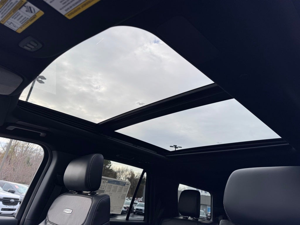 2025 Ford Expedition Platinum