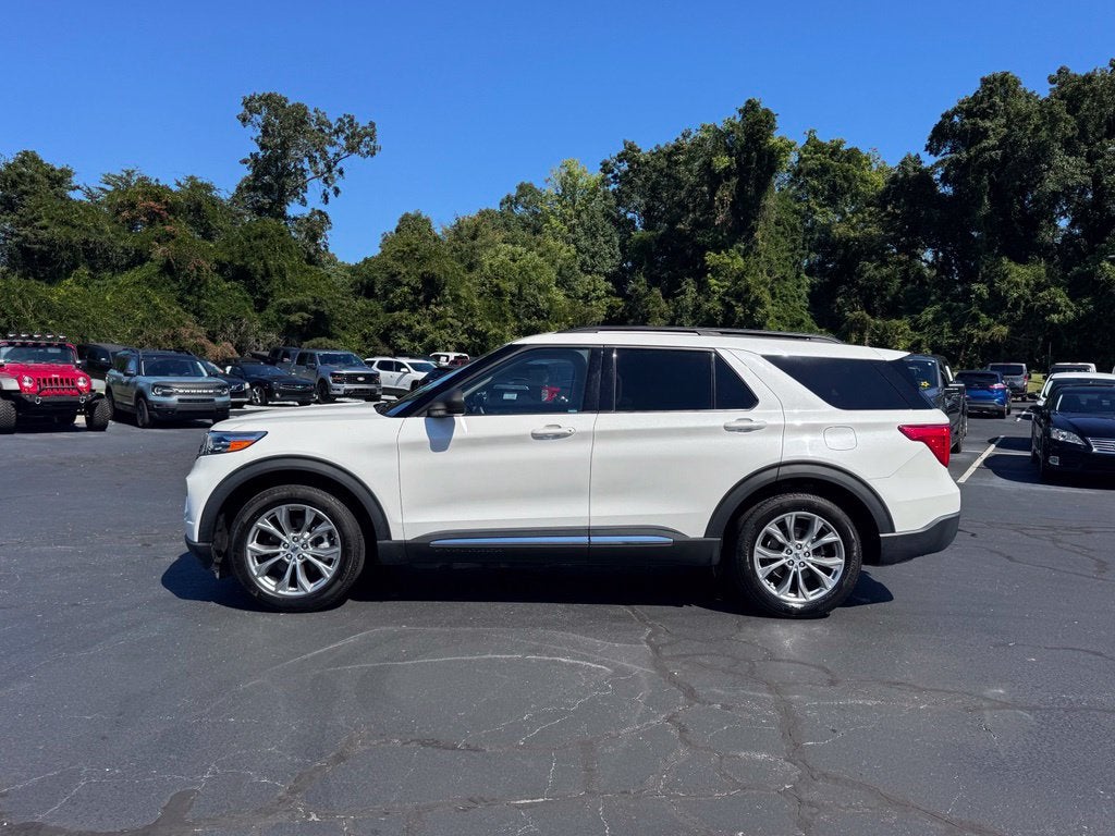 2022 Ford Explorer XLT