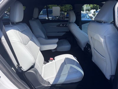 2027 Ford Explorer Platinum