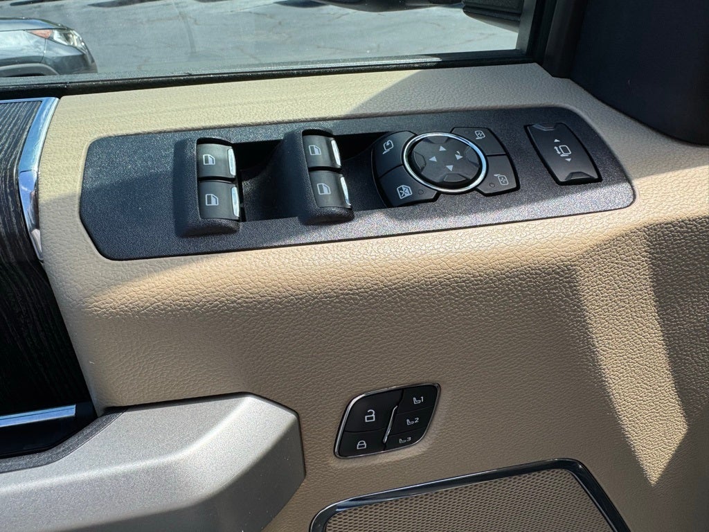 2021 Ford F-250SD Lariat