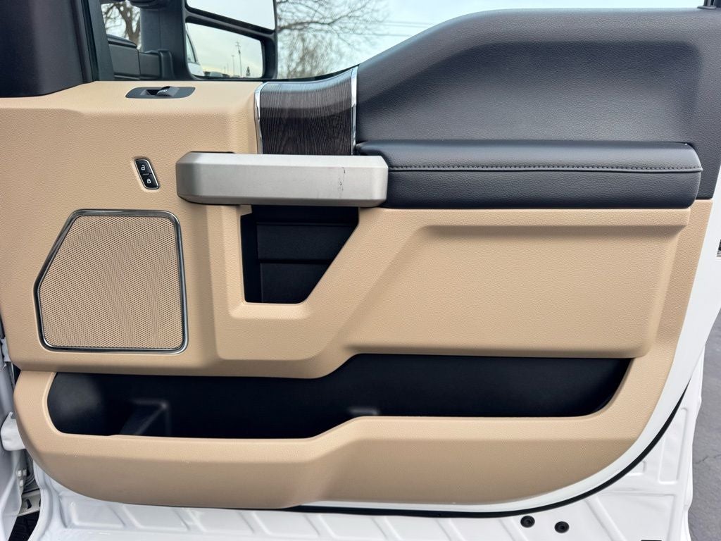 2021 Ford F-250SD Lariat