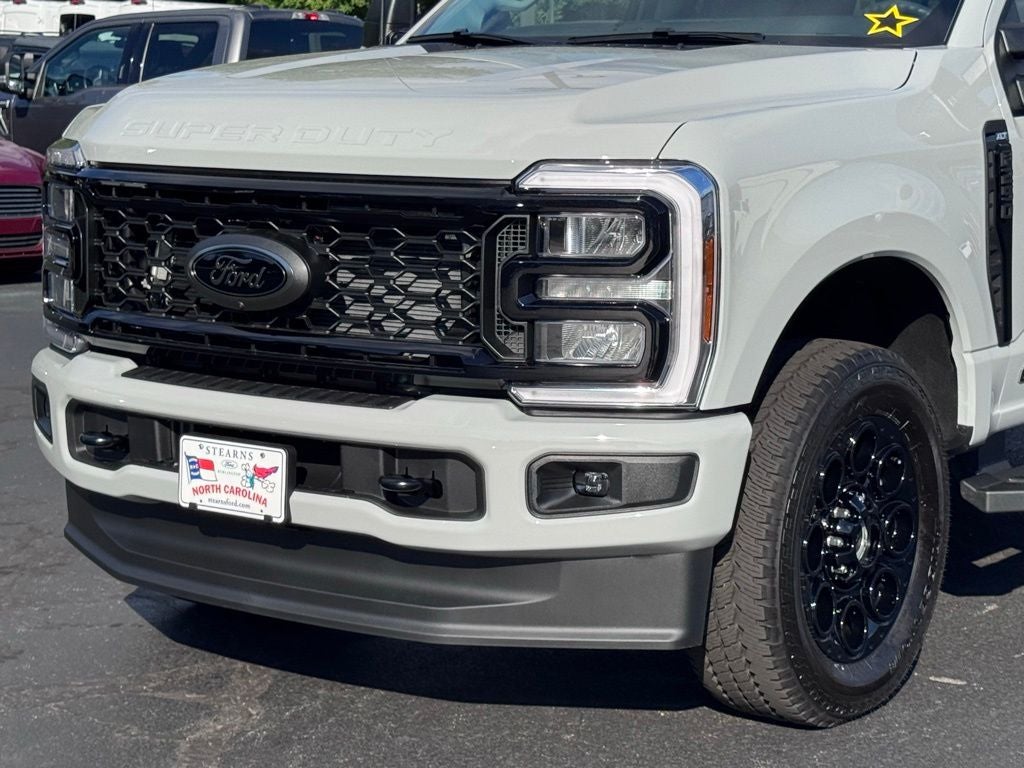 2026 Ford F-250SD XLT