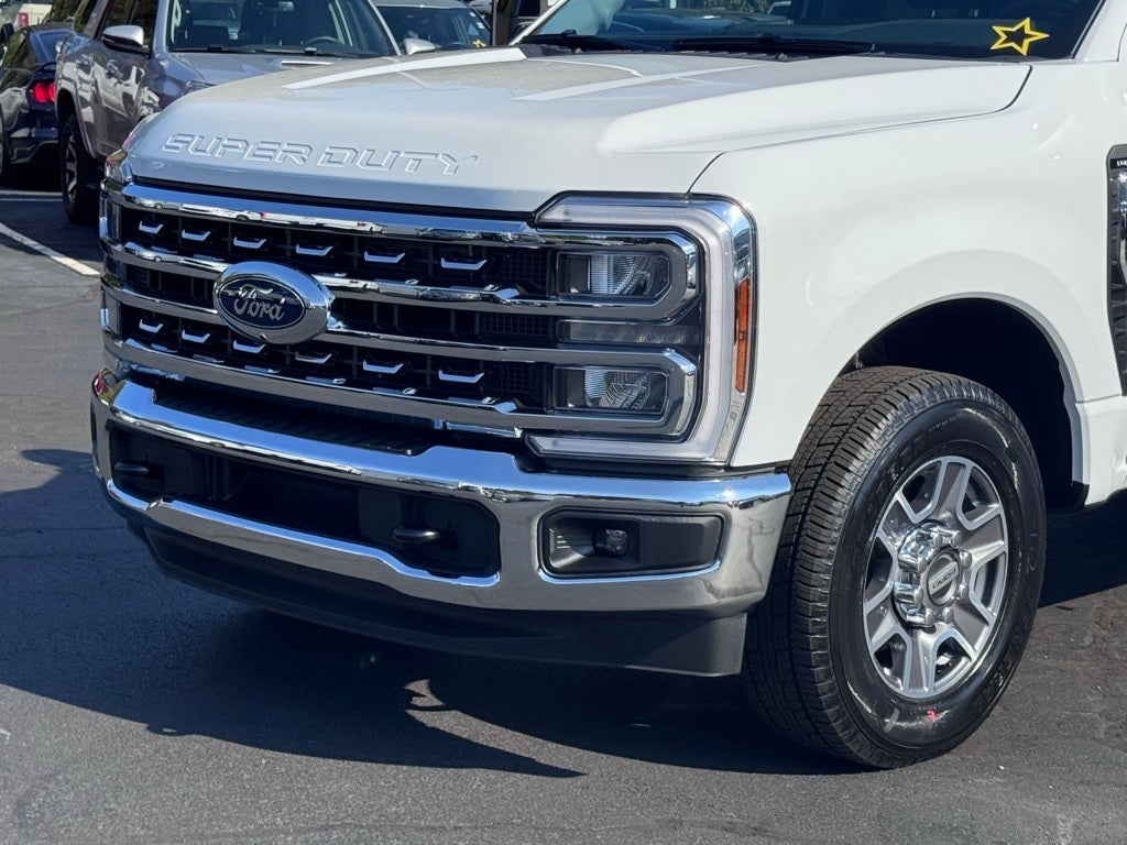 2026 Ford F-350SD Lariat