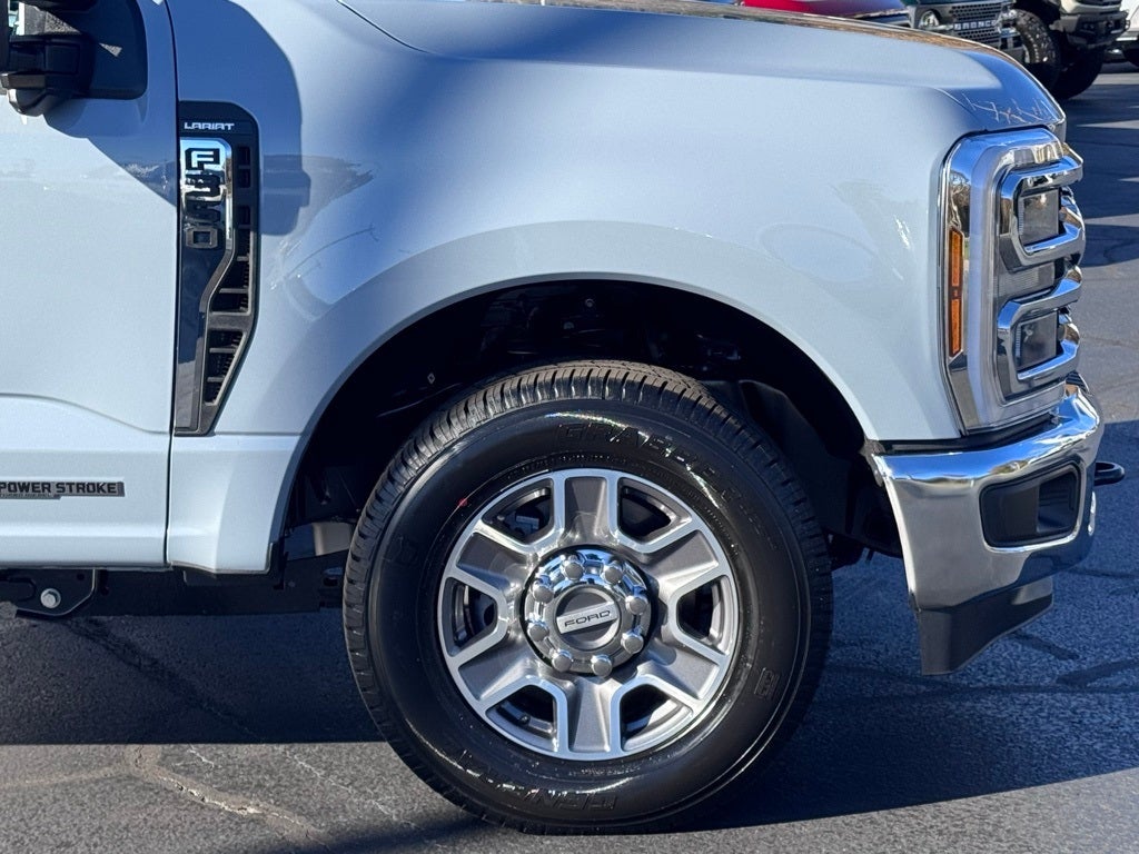 2026 Ford F-350SD Lariat