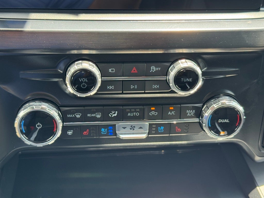 2025 Ford F-350SD Lariat