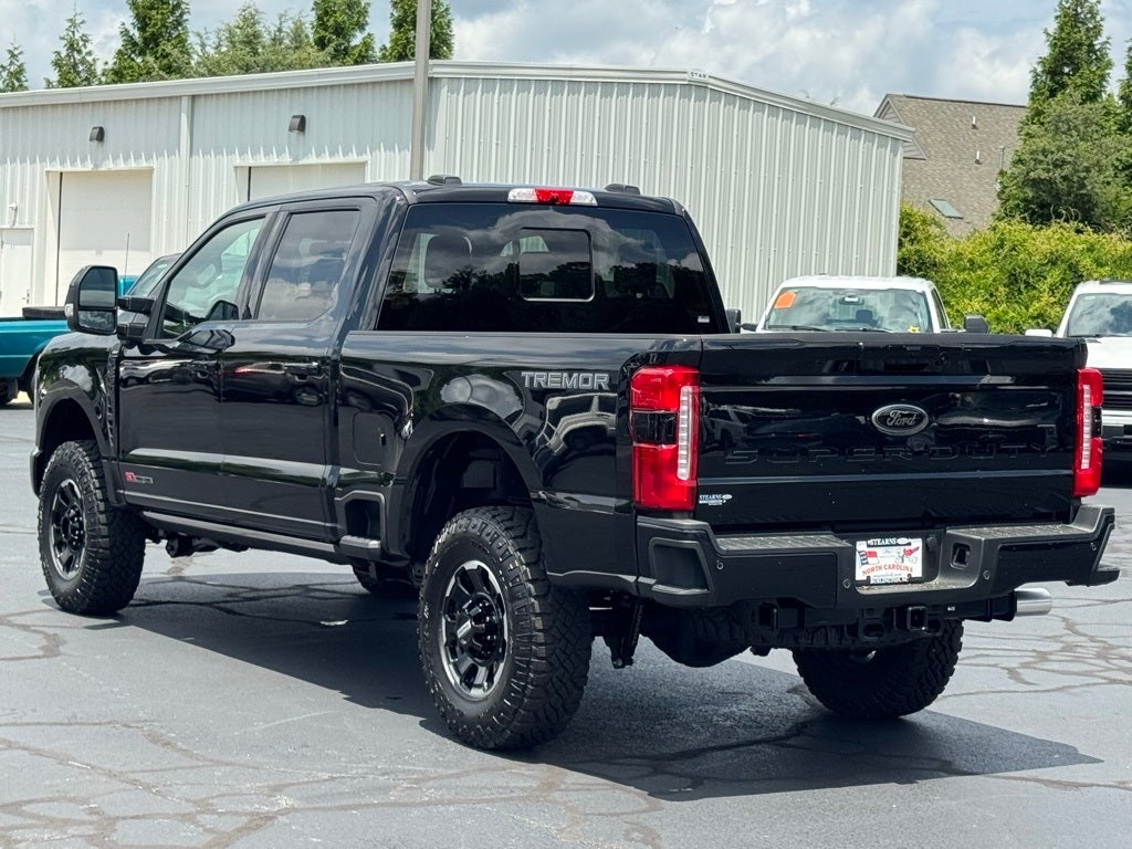 2025 Ford F-350SD Lariat