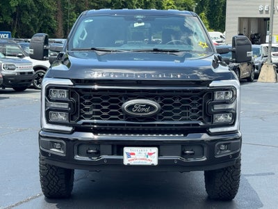 2025 Ford F-350SD Lariat