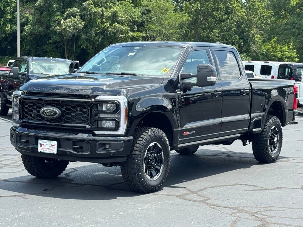 2025 Ford F-350SD Lariat