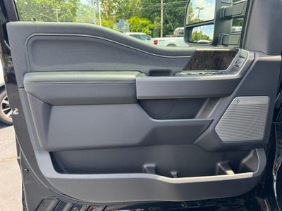 2025 Ford F-350SD Lariat