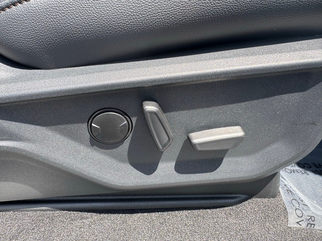 2025 Ford F-350SD Lariat