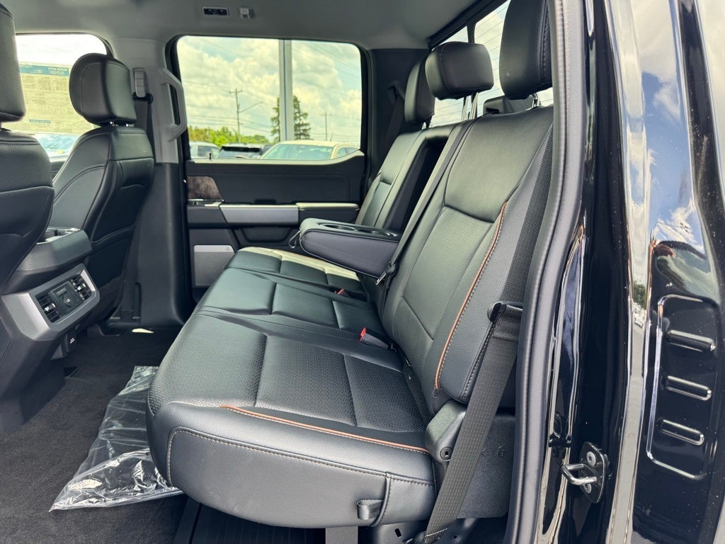 2025 Ford F-350SD Lariat