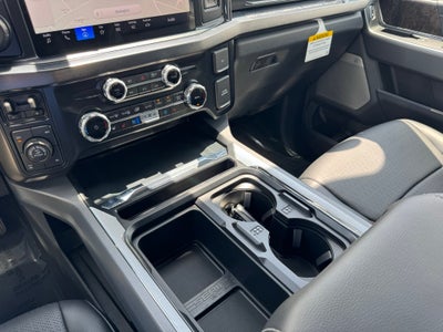 2025 Ford F-350SD Lariat