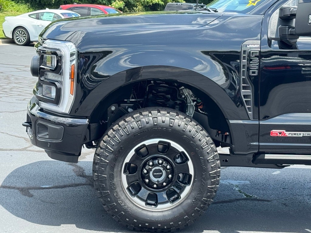 2025 Ford F-350SD Lariat