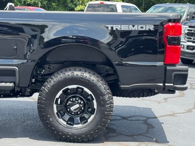 2025 Ford F-350SD Lariat