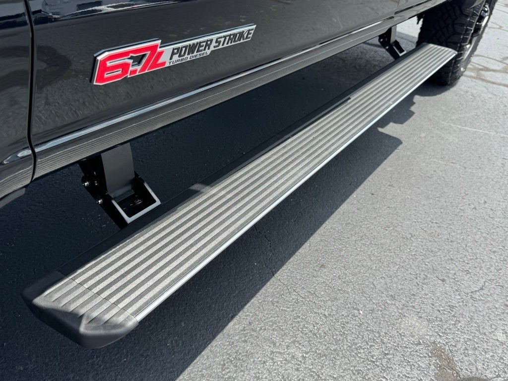 2025 Ford F-350SD Lariat