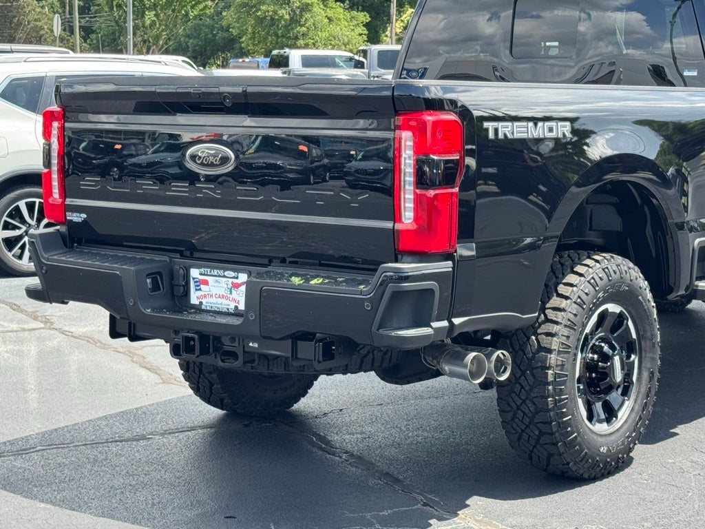 2025 Ford F-350SD Lariat