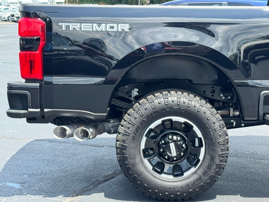 2025 Ford F-350SD Lariat