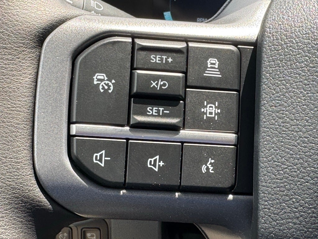 2025 Ford F-350SD Lariat