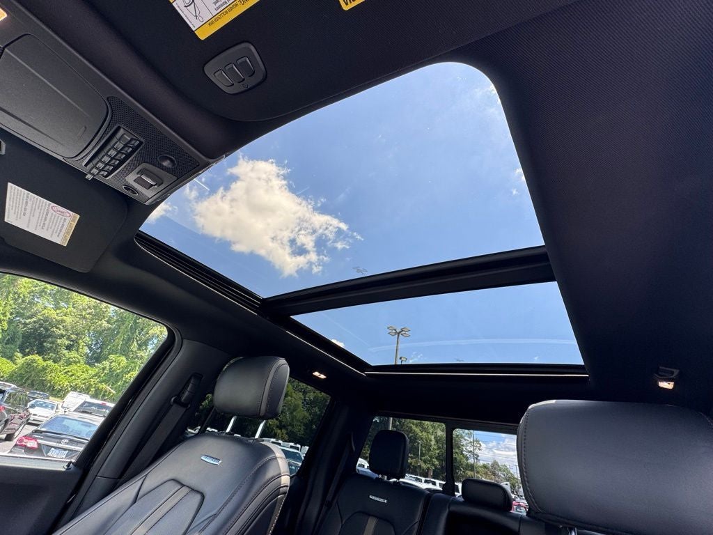 2022 Ford F-350SD Platinum