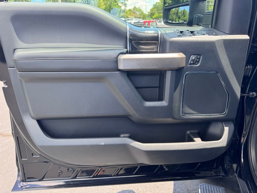 2022 Ford F-350SD Platinum