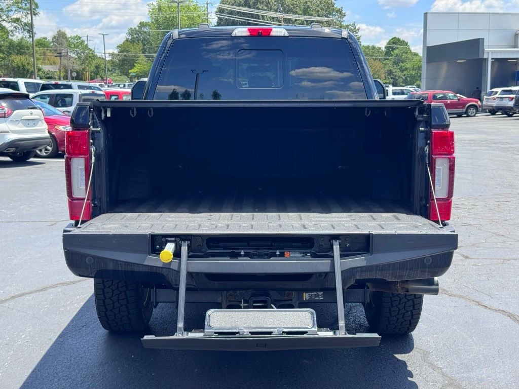 2022 Ford F-350SD Platinum