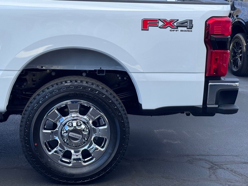 2026 Ford F-350SD Lariat