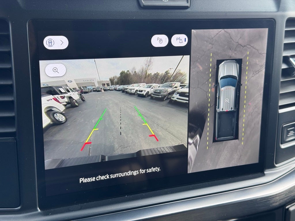 2025 Ford F-450SD Lariat DRW