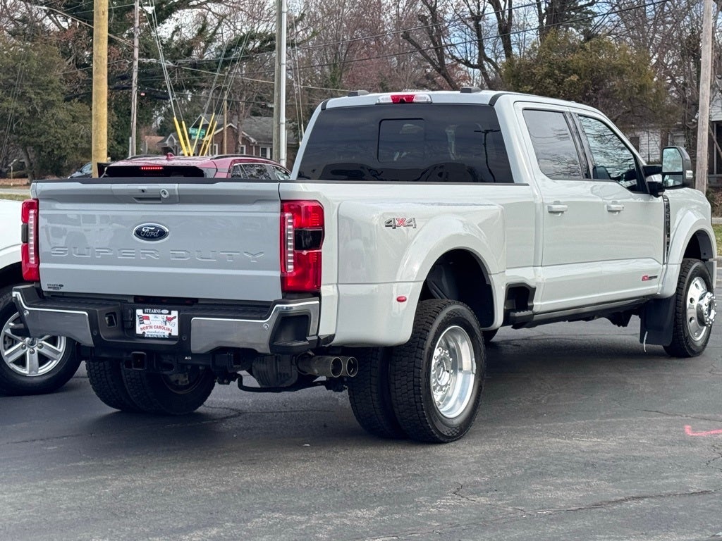 2025 Ford F-450SD Lariat DRW