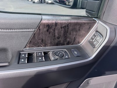 2025 Ford F-450SD Lariat DRW