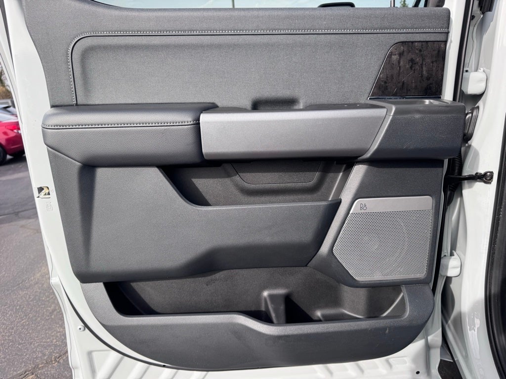 2025 Ford F-450SD Lariat DRW