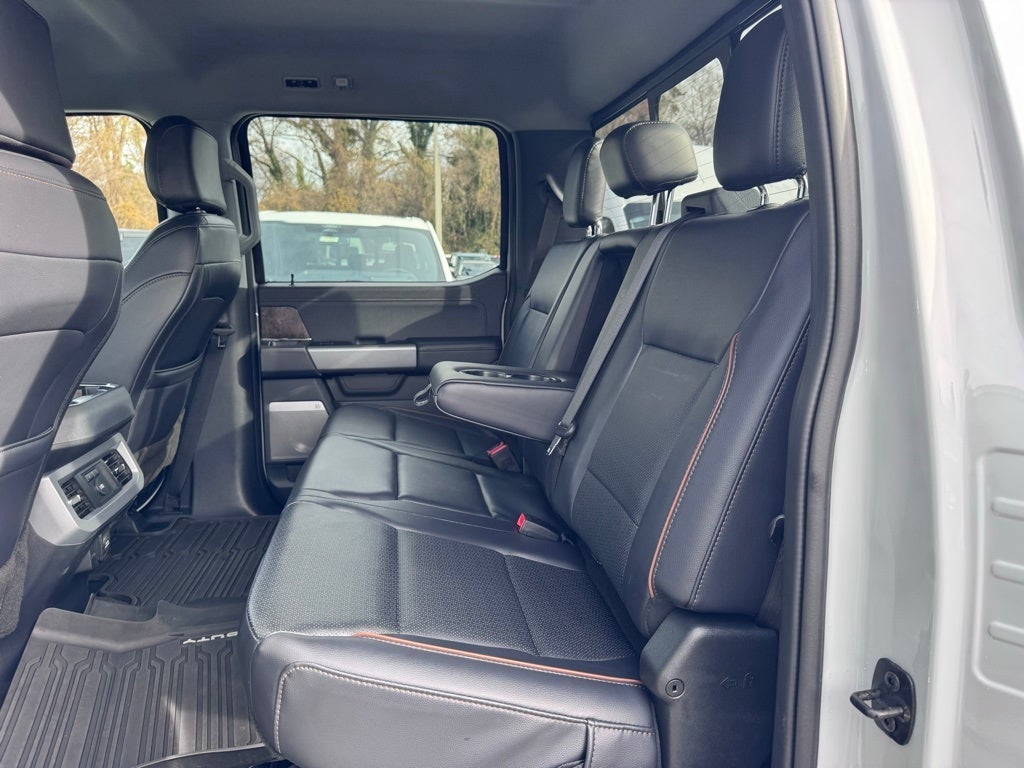 2025 Ford F-450SD Lariat DRW