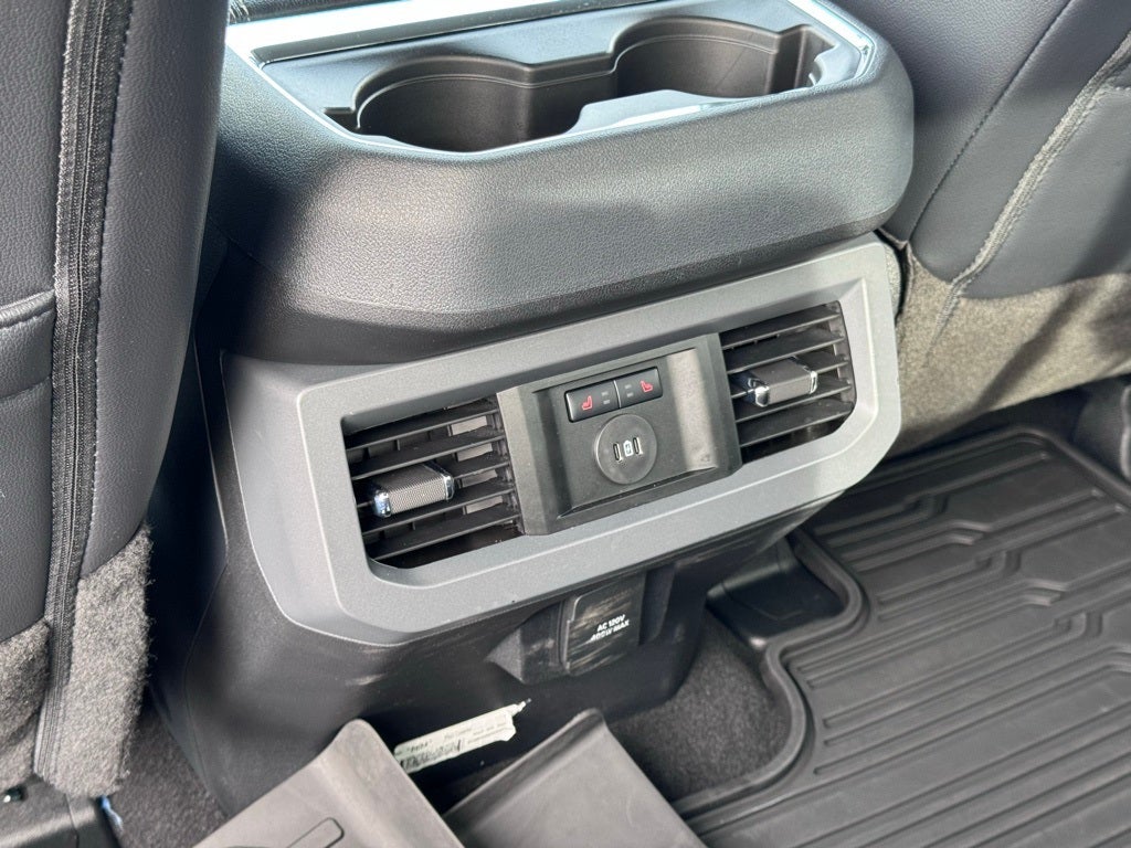 2025 Ford F-450SD Lariat DRW