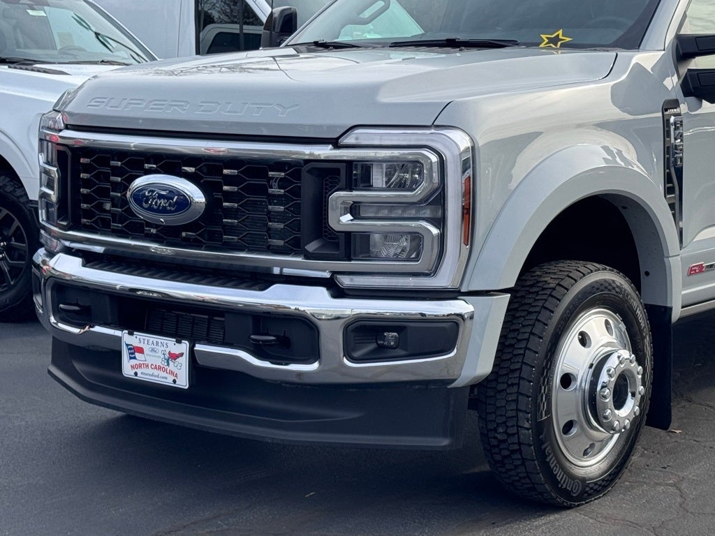 2025 Ford F-450SD Lariat DRW