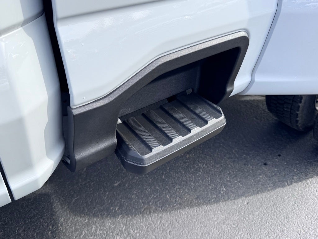 2025 Ford F-450SD Lariat DRW