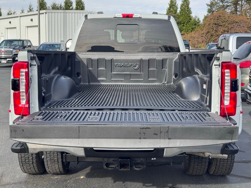 2025 Ford F-450SD Lariat DRW